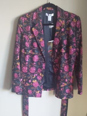 Black Floral Women's Blazer - Pink & Gold Detail